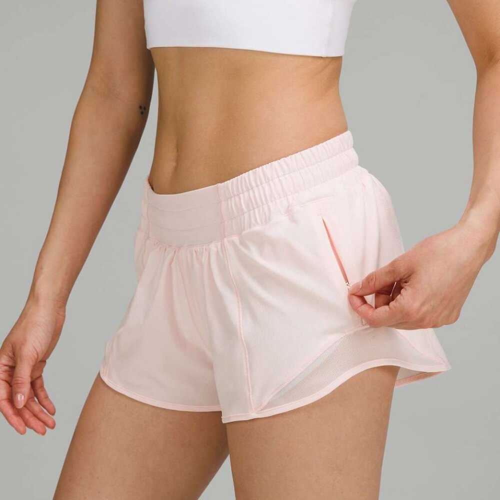Lululemon Hotty Hot Low-Rise Lined Short 2.5" -  Strawberry Milkshake (Size 4)